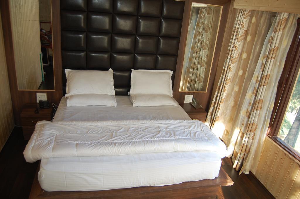 Hotel Zahgeer Continental กุลมาร์ค ห้อง รูปภาพ